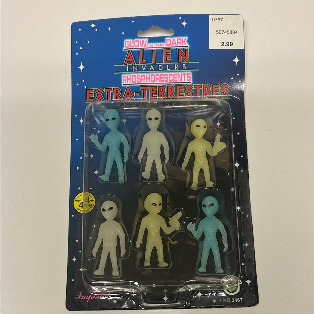 1997 Glow in the Dark Alien Invaders Toy Set